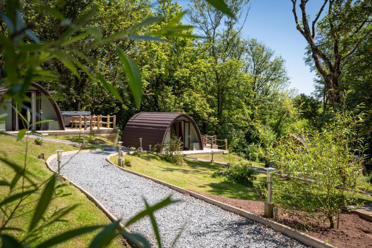 Pods At Broadway Villa Laugharne Exterior photo