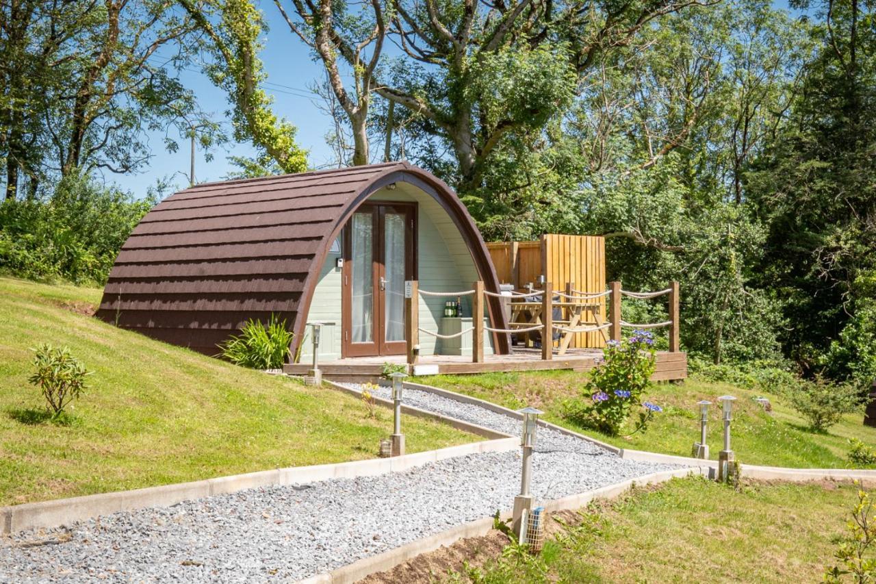 Pods At Broadway Villa Laugharne Exterior photo