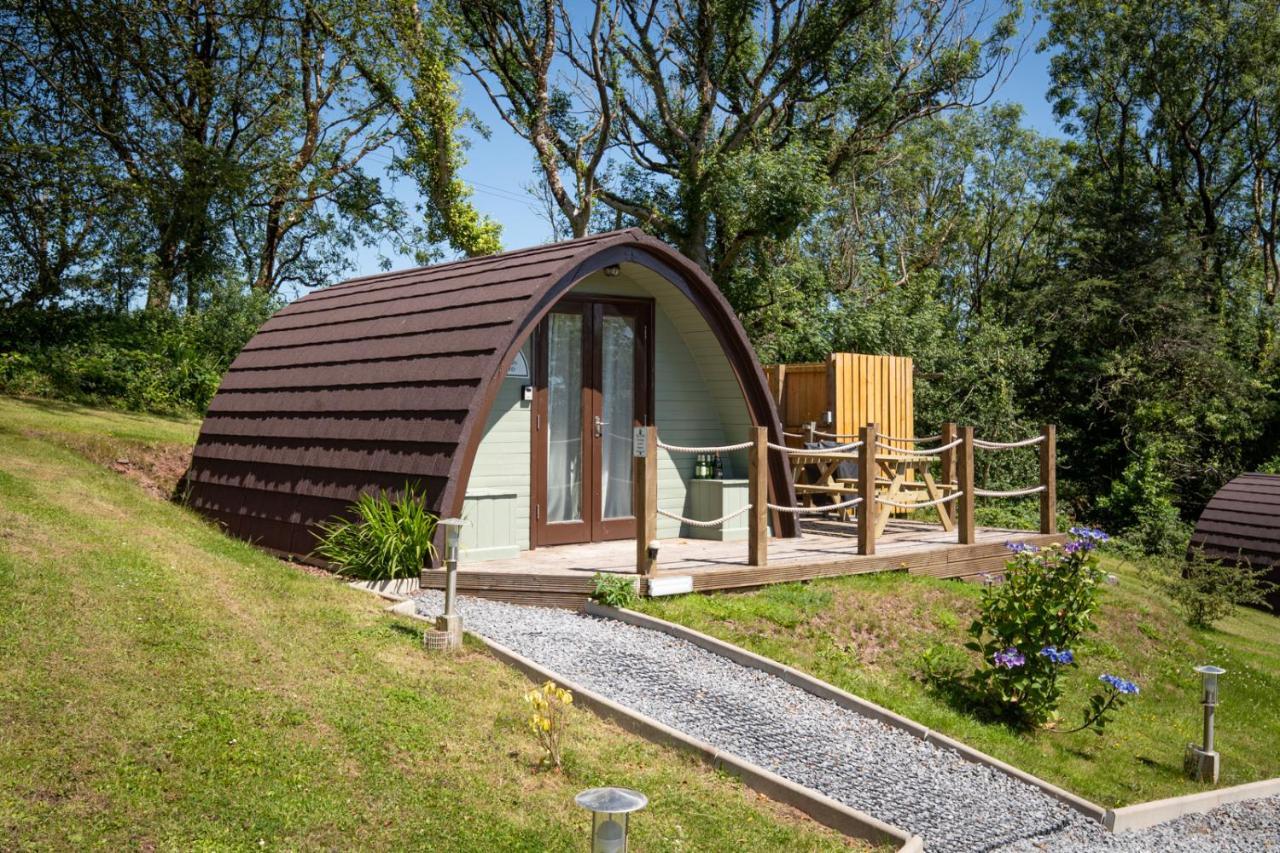 Pods At Broadway Villa Laugharne Exterior photo
