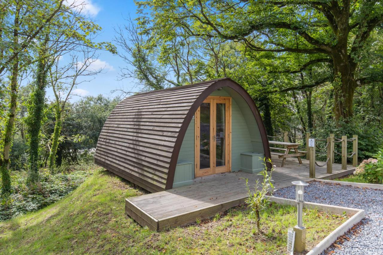Pods At Broadway Villa Laugharne Exterior photo